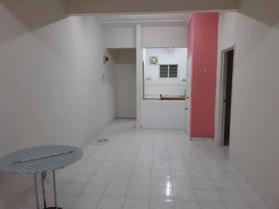 SRI BEGONIA APARTMENT PUCHONG FOR SALE