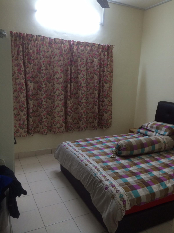 Desa Saujana Apartment,Seri Kembangan,Balakong - photo 2