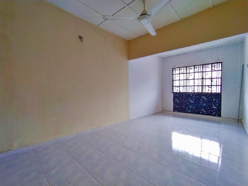 2 Storey Terrace Taman Sri Gombak, Batu 10, Batu C - photo 3