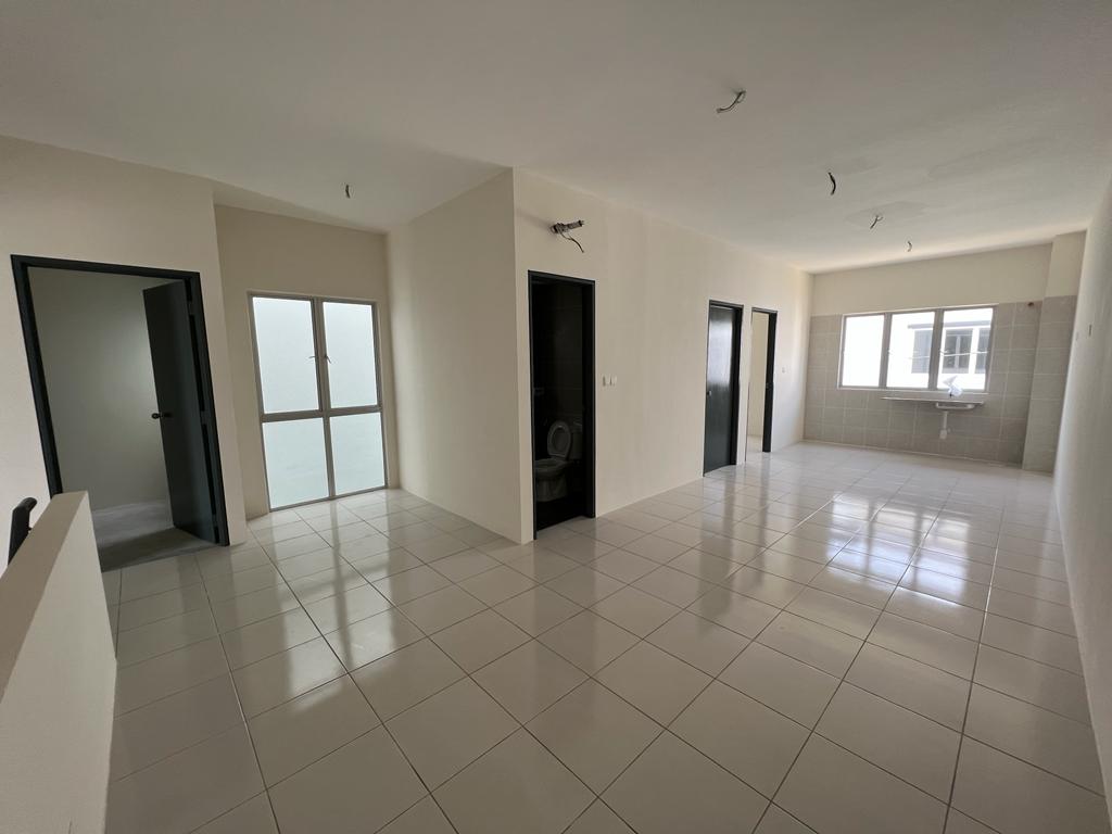 KITA BAYU Townhouse Upper Unit Cybersouth, Dengkil - photo 2