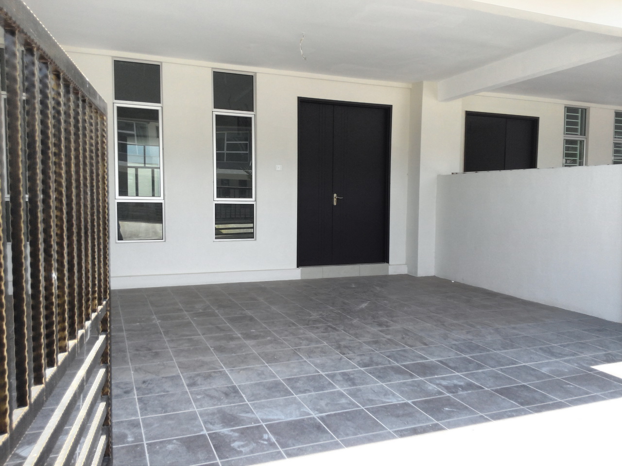 2 Storey Terrace Bangi Avenue FREEHOLD - photo 2
