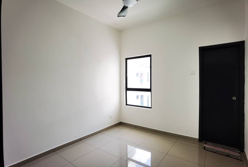 Double Storey Corner Lot Woodbury Mahkota Hills - photo 9