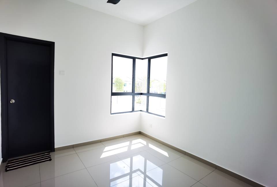 Double Storey Corner Lot Woodbury Mahkota Hills - photo 10