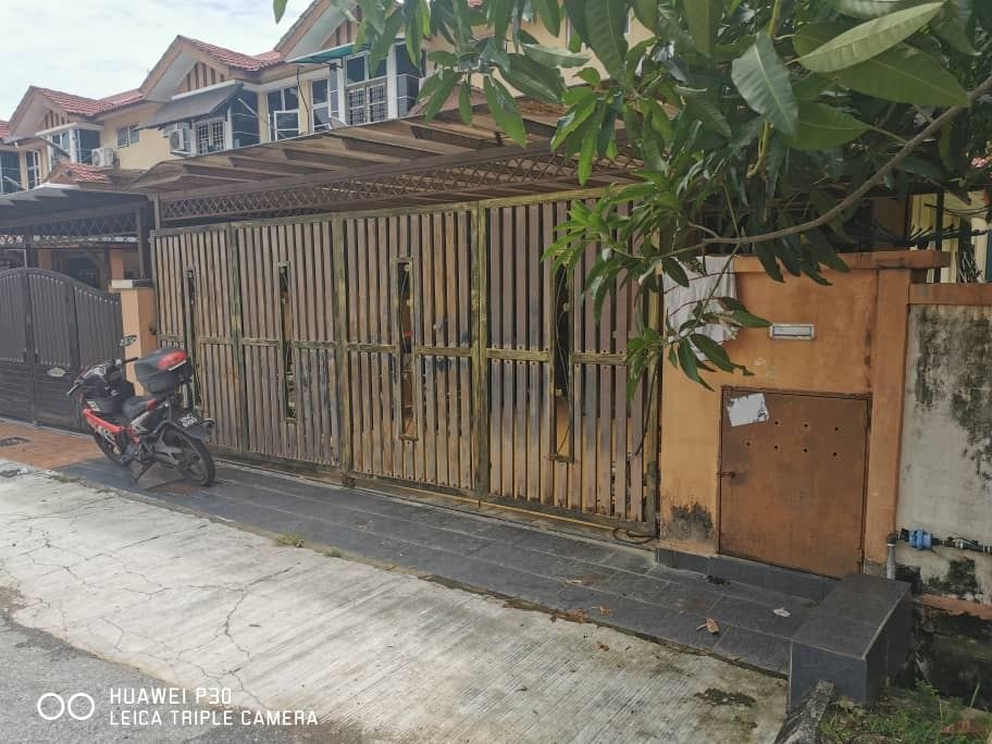 Corner Lot 2 Storey Terrace Seksyen 3 Tambahan - photo 2