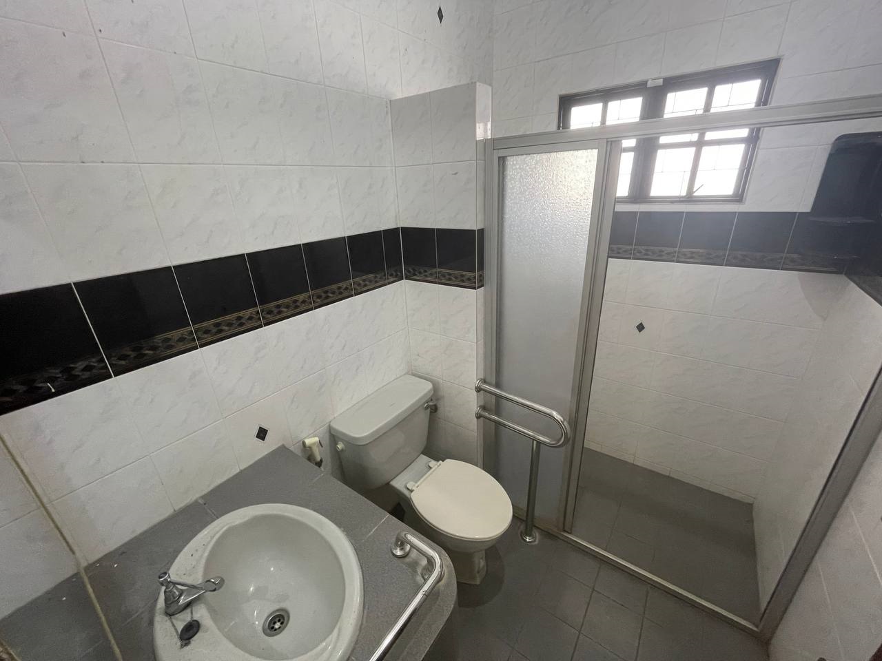 Single Storey Bungalow - Seksyen 3, Bangi - photo 11