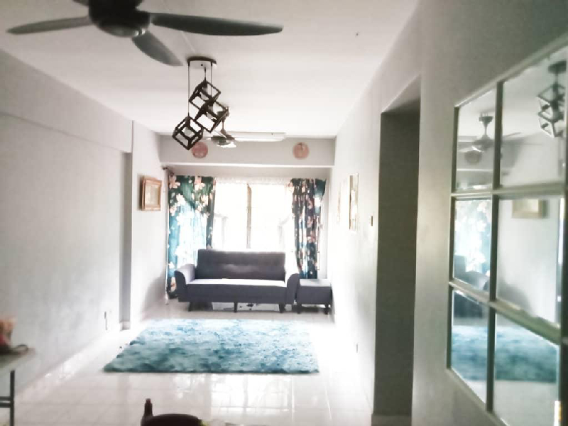 Partly Furnish Bayu Tasik Condo Bandar Sri Permaisuri - photo 3