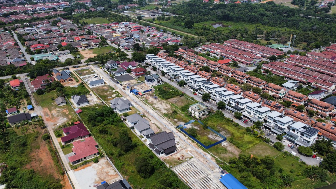 Bungalow Lot Seksyen 8, Jalan Surada Kajang - photo 8