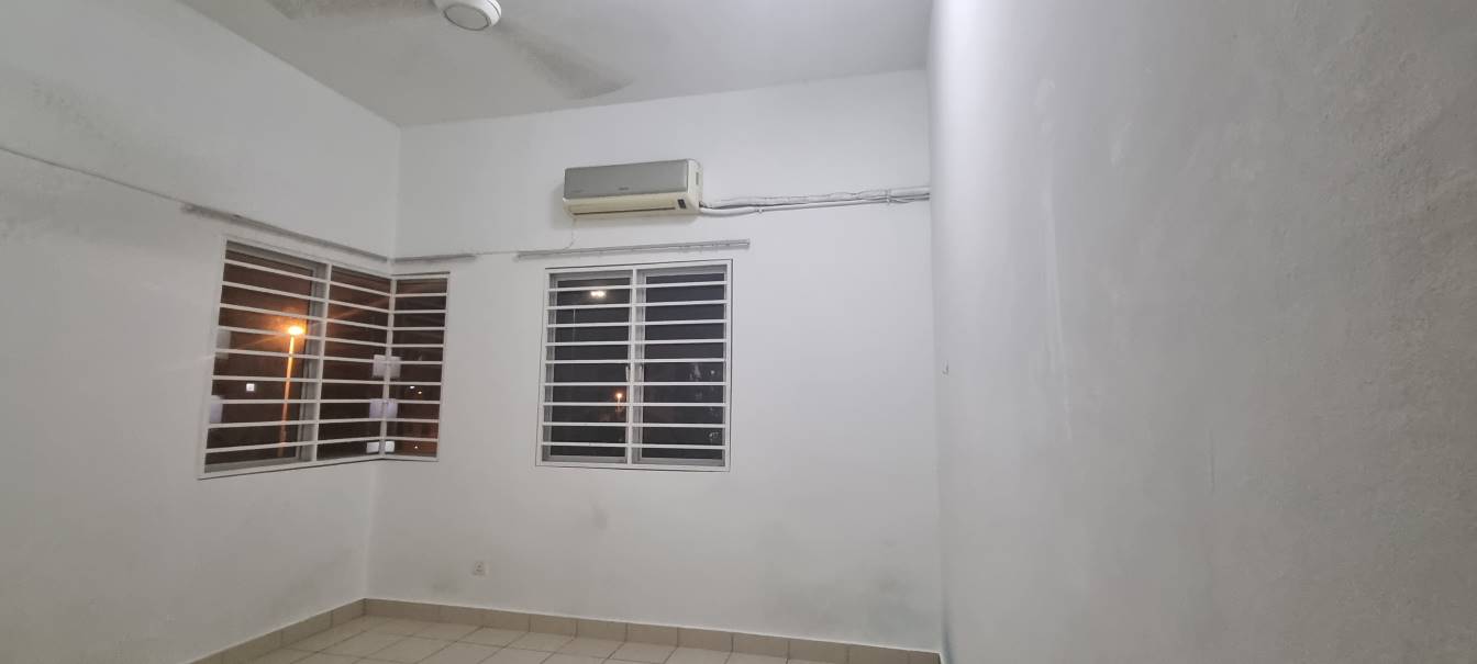 Embun Residence 1155 Taman Puncak Saujana, Kajang - photo 3