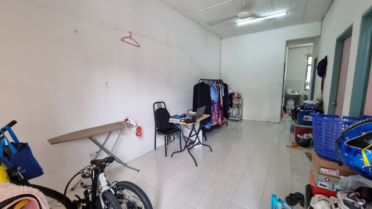 Single Storey Desa Pinggiran Putra, Putrajaya - photo 10