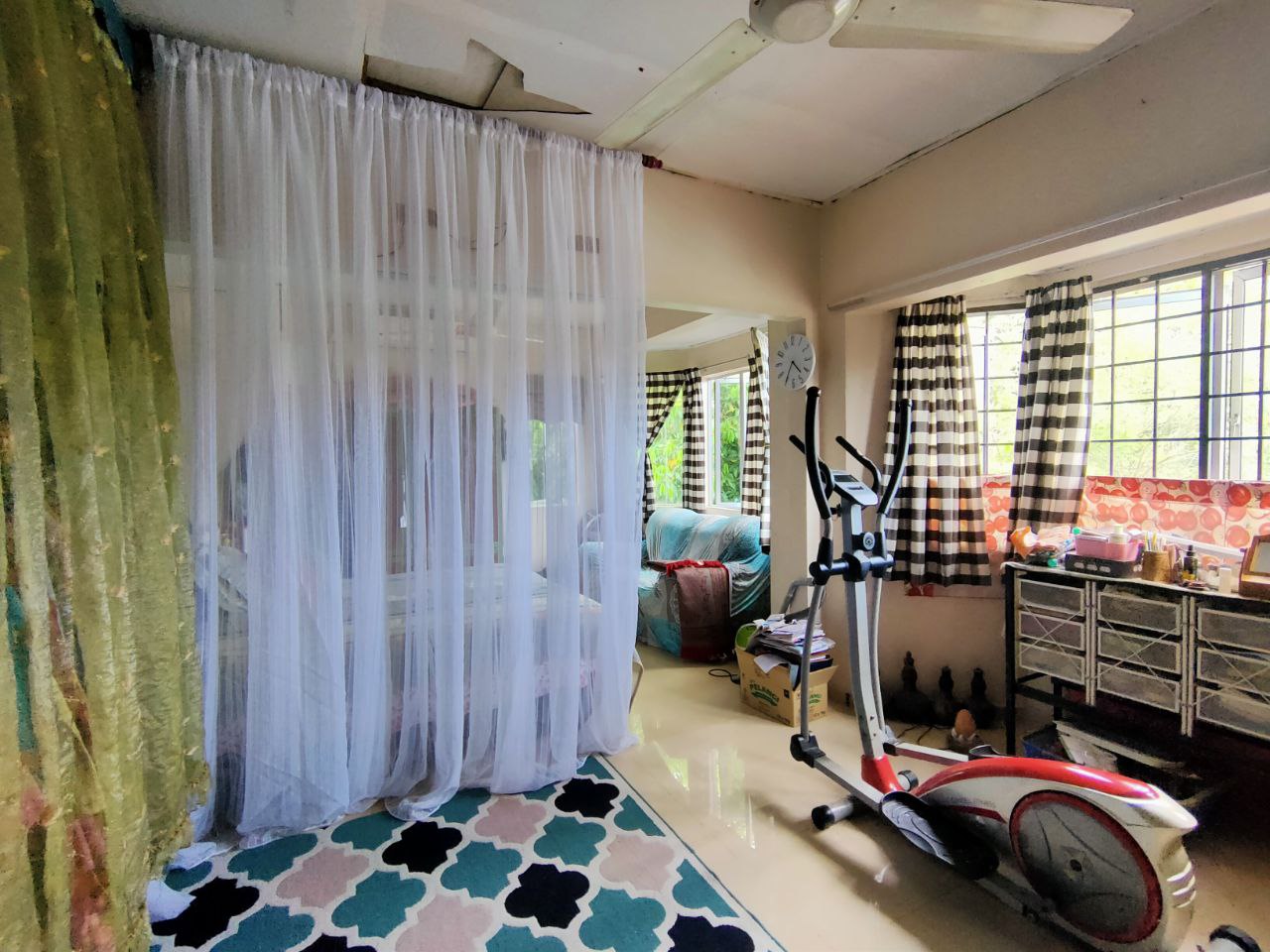 Corner Lot Double Storey House Taman Puchong Utama - photo 9