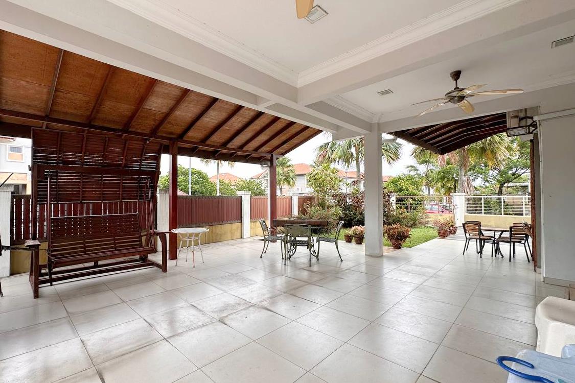 Bungalow 2 Storey House Anjung Suasana Bandar Seri - photo 4