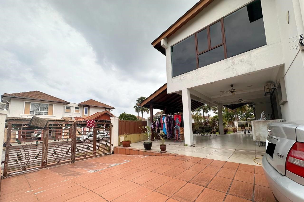 Bungalow 2 Storey House Anjung Suasana Bandar Seri - photo 7
