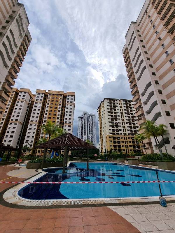 Pelangi Damansara Apartment - photo 3