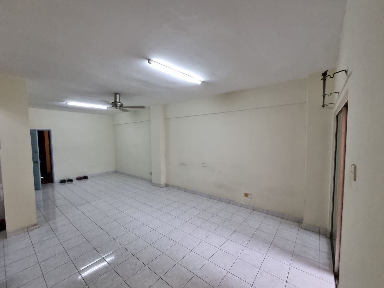 Pelangi Damansara Apartment - photo 10