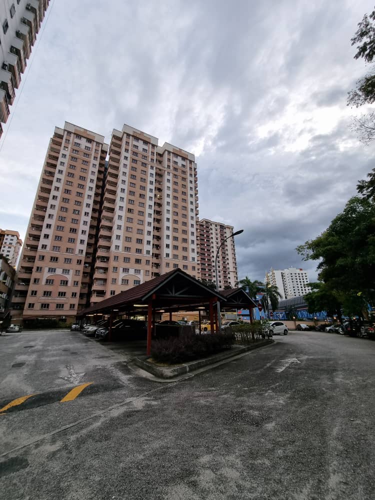 Pelangi Damansara Apartment - photo 13
