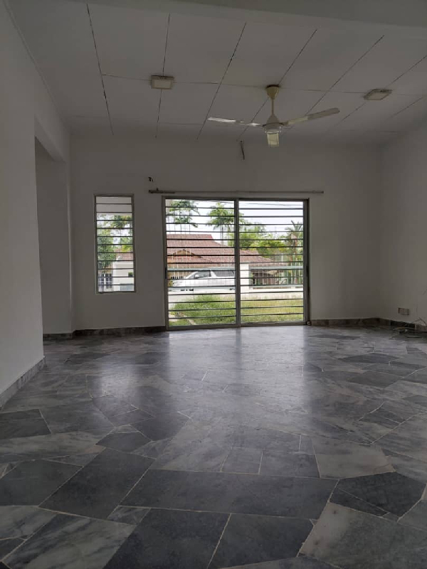 Single Storey Bungalow Taman Tasik Semenyih kajang - photo 10