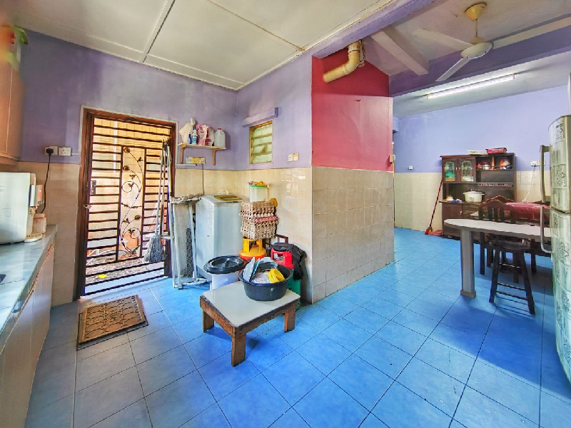 DOUBLE STOREY JALAN PINTAR TAMAN UNIVERSITI SG TANGKAS BANGI - photo 4