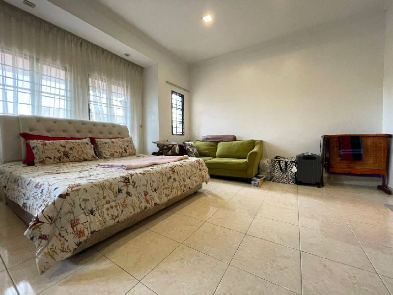 FULLY RENOVATED Double Storey Bandar Nusaputra Precinct 1, Puchong - photo 11