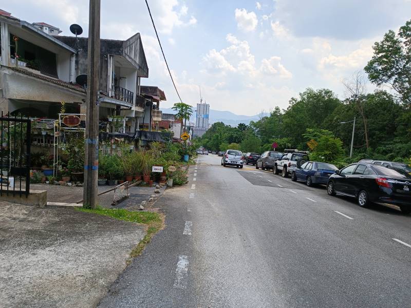 Facing Open End Lot Double Storey Taman Sri Gombak, Fasa 9, Gombak - photo 2
