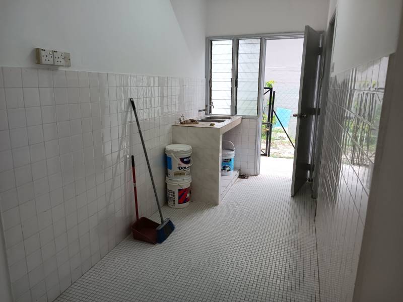 Facing Open End Lot Double Storey Taman Sri Gombak, Fasa 9, Gombak - photo 3