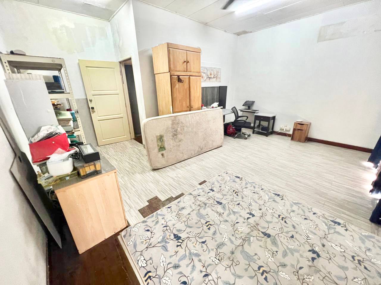 RENO Double Storey, Seksyen 6 Bandar Bukit Mahkota - photo 13