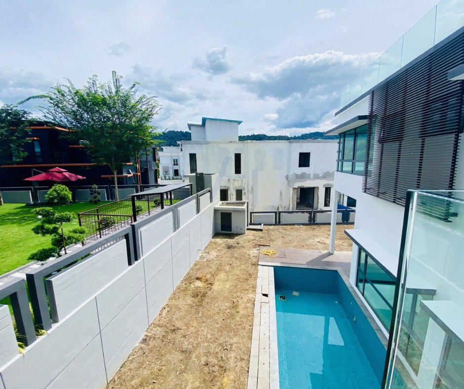 GAIA 16 3 Storey Bungalow In Sering Ukay - photo 3