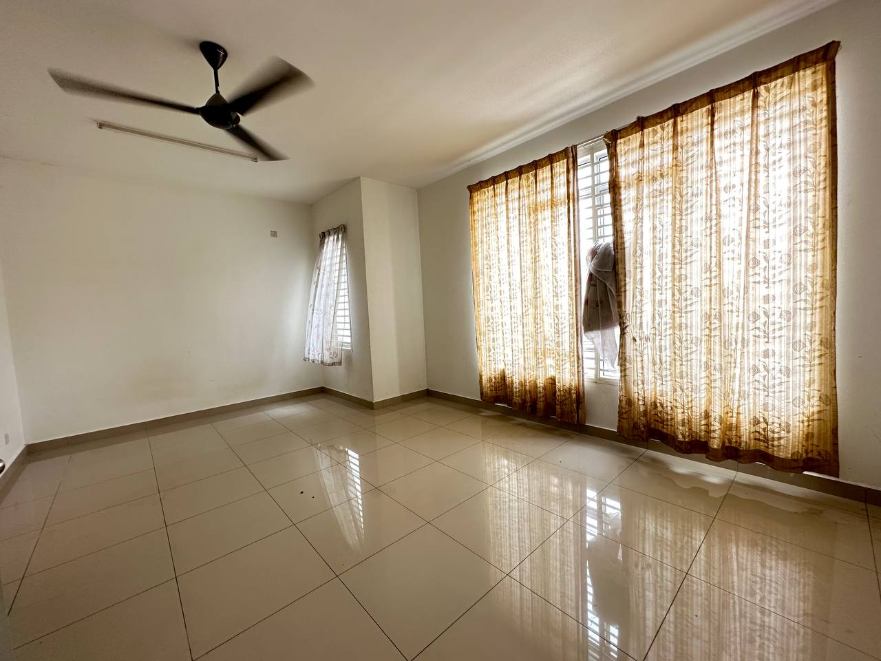 2 Storey Terrace House Taman Suria Warisan - photo 13