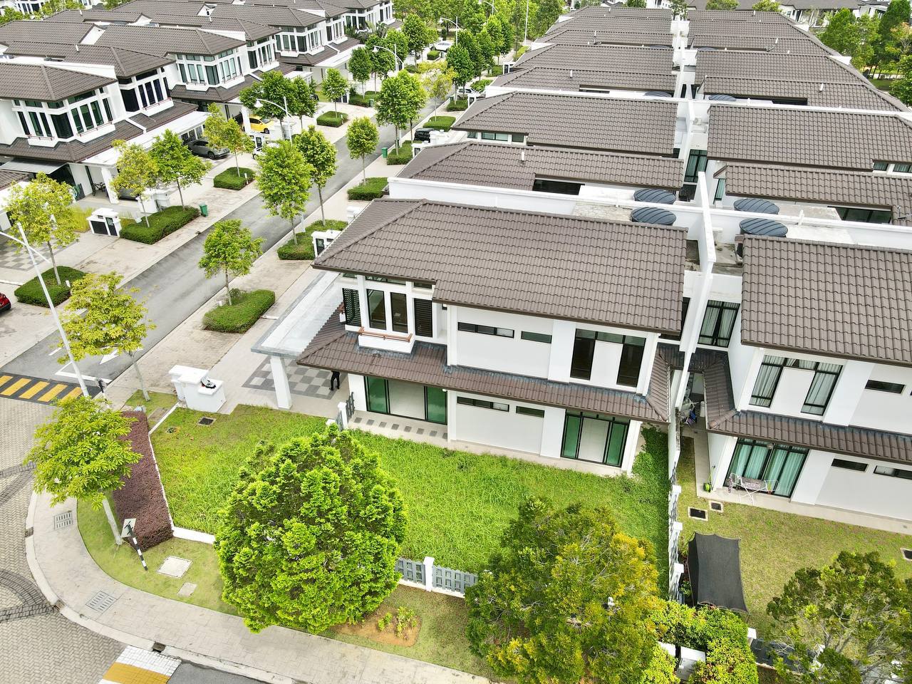 Double Storey Semi D Cluster House Eco Majestic - photo 2
