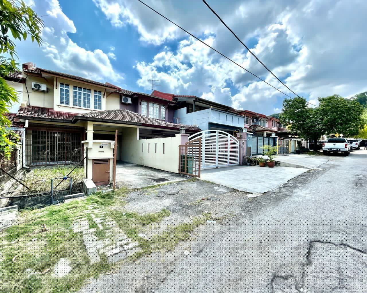 Double Storey Lestari Perdana Sri Kembangan - photo 3