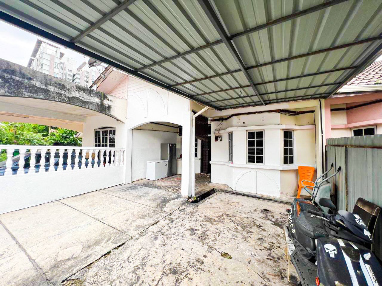 Single Storey Jln Suadamai Bandar Tun Hussein Onn - photo 3