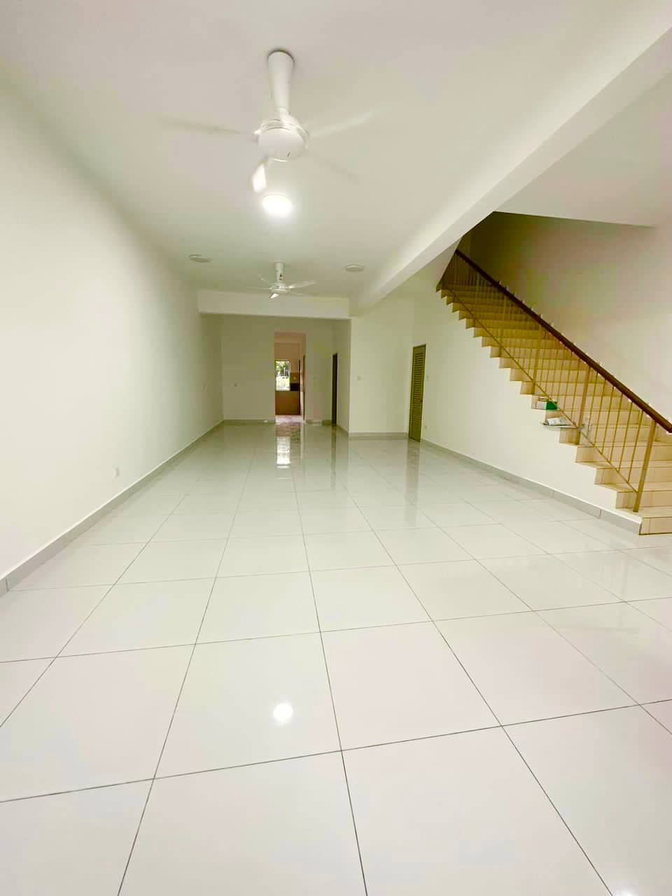 3 Storey Terrace Seri Wirani Seksyen 8 Bangi - photo 3