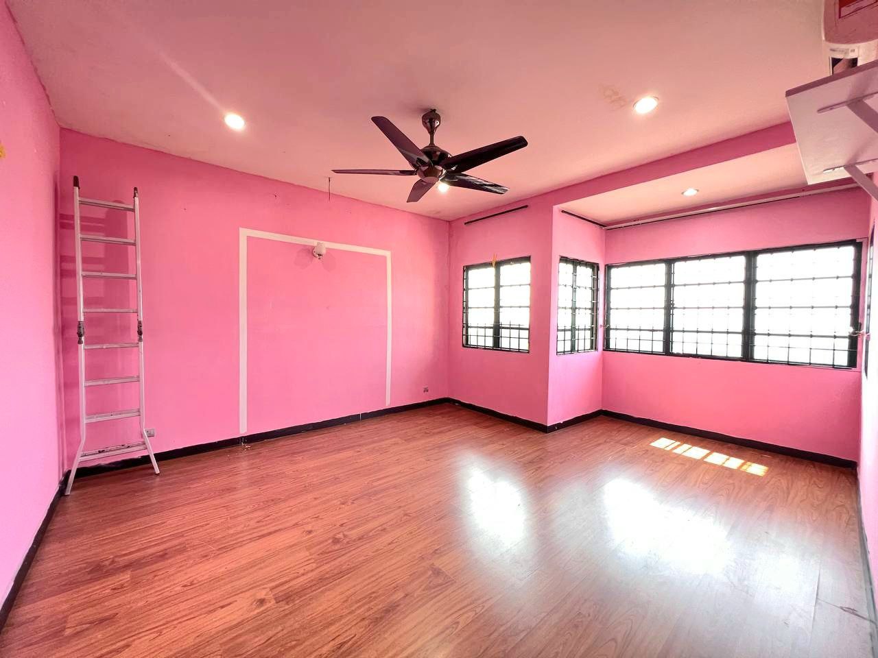 Double Storey Terrace Taman Bukit Cheras KL - photo 3