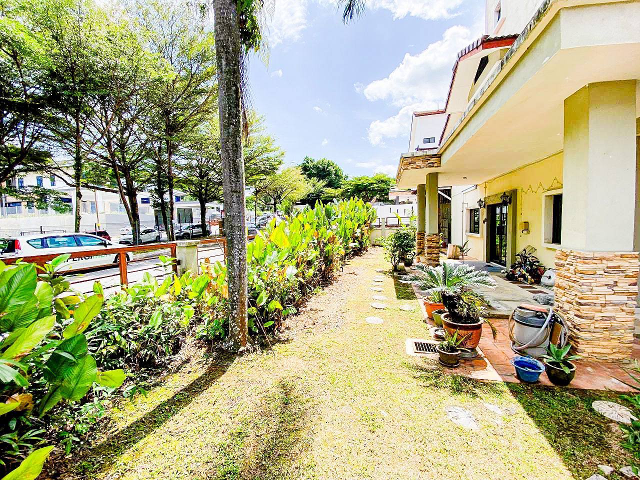 Corner Lot 3 Storey Terrace Sentosa Villa Kajang - photo 2