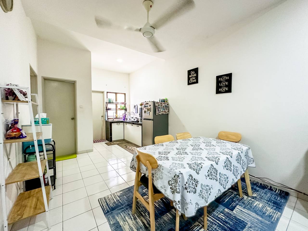 Upper Floor Townhouse, Villa Kesuma Semenyih - photo 8