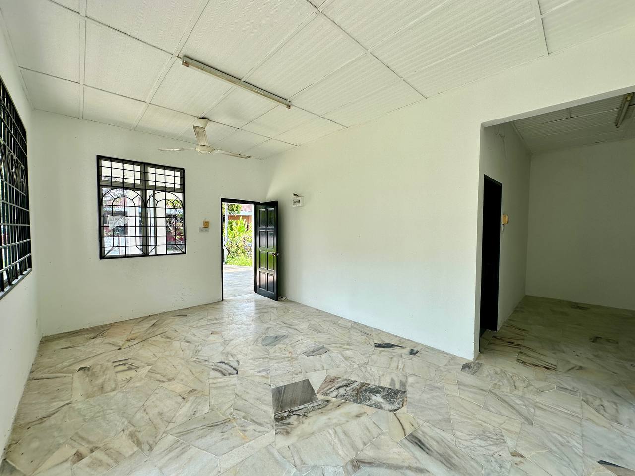1 Storey Semi D Taman Desa Saujana Sg Merab - photo 6