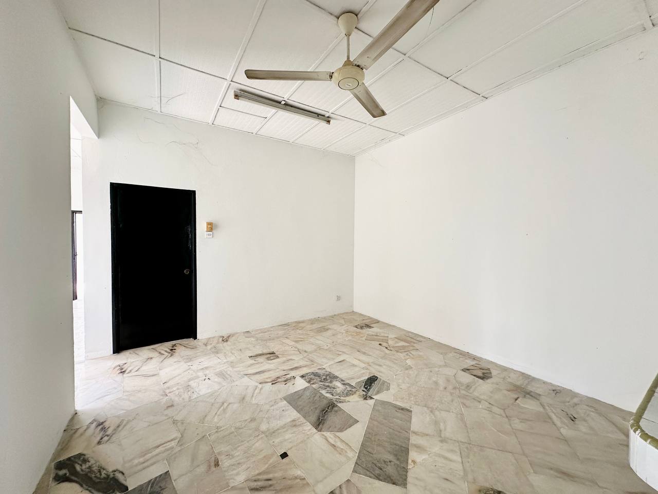 1 Storey Semi D Taman Desa Saujana Sg Merab - photo 8