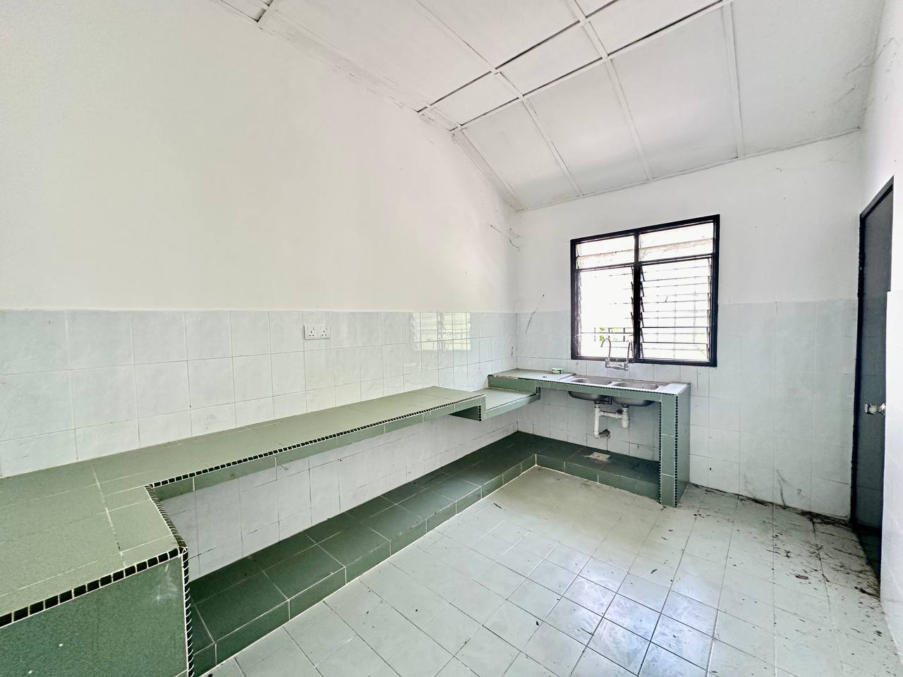 1 Storey Semi D Taman Desa Saujana Sg Merab - photo 11
