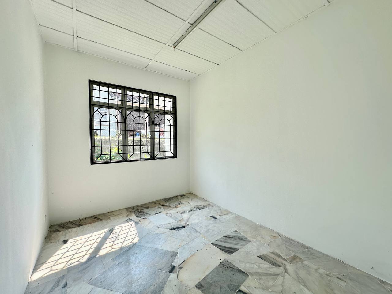 1 Storey Semi D Taman Desa Saujana Sg Merab - photo 13