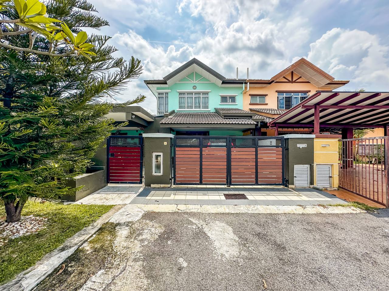 Coner Lot 2 Storey Semi D Bandar Seri Putra Kajang - photo 2