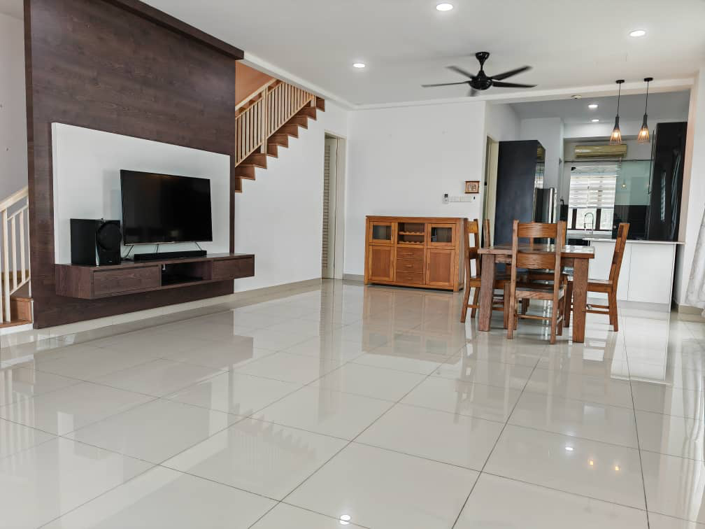 End lot Double Storey  Ceria  Residence CYBERJAYA - photo 4