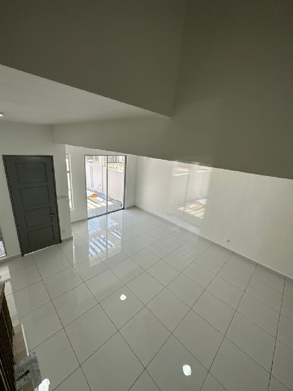 Rumah Landed 3Storey Taman Seri Wirani, Seksyen 8, Bandar Baru Bangi - photo 4