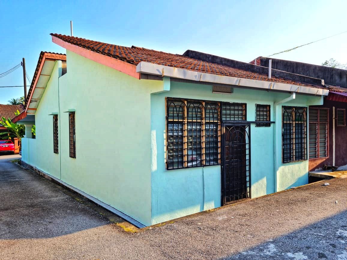 Single Storey Terrace Taman Seremban Jaya - photo 2