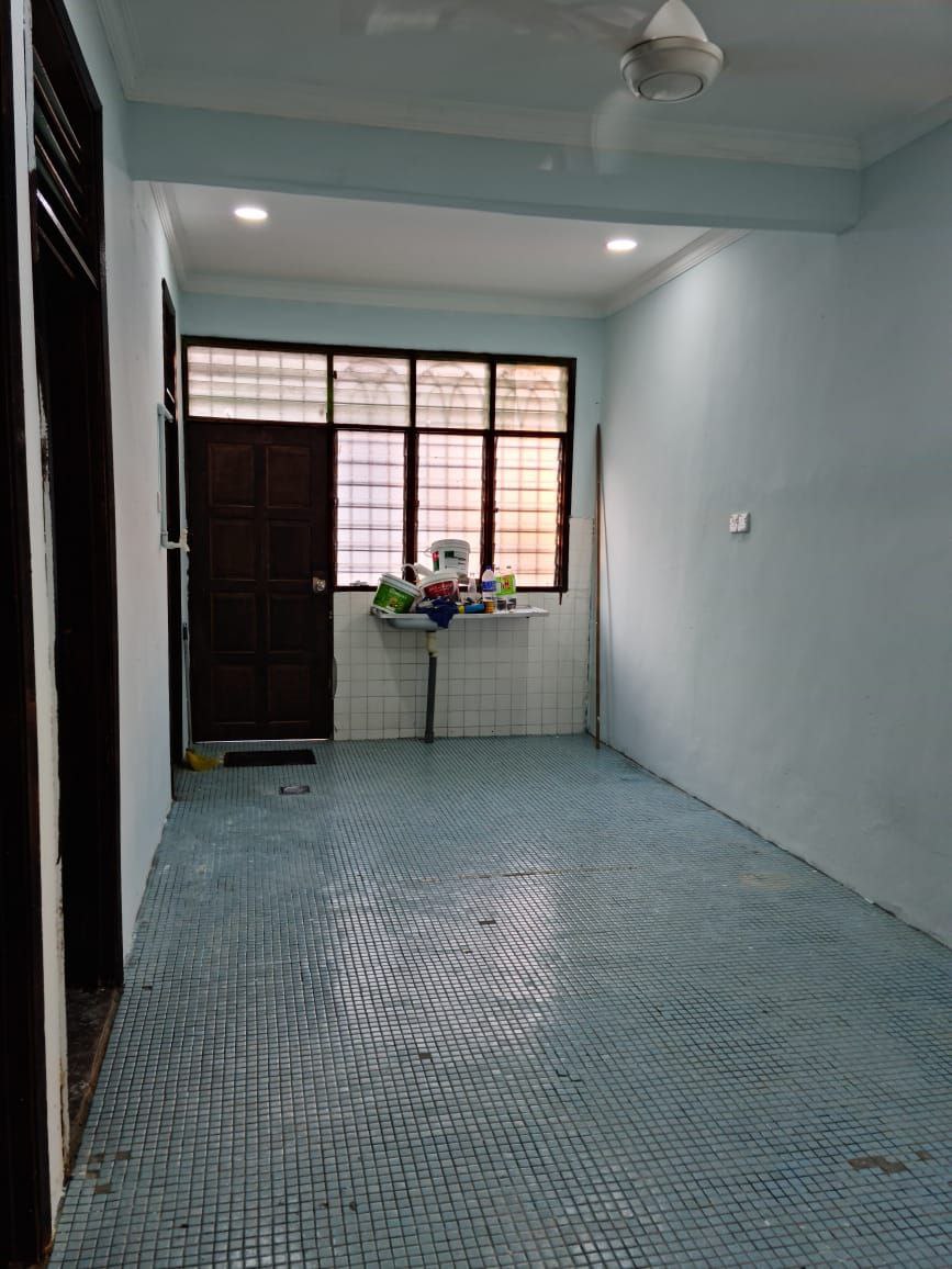 Single Storey Terrace Taman Seremban Jaya - photo 4