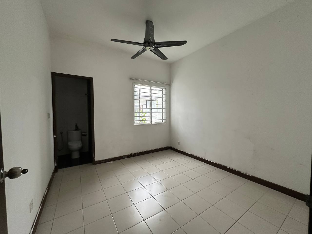 Begonia 2 Storey Terrace Serene Heights Bangi - photo 7