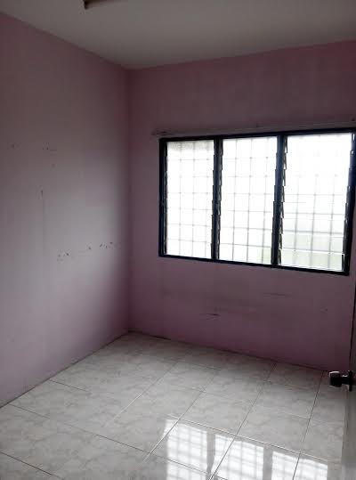 Sri Tanjung Apartment - photo 4