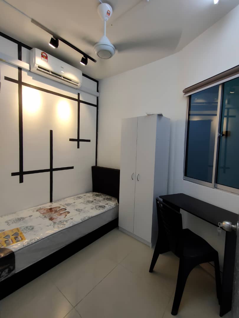 Prima U1, Shah Alam , near tesco and jusco, 3 room