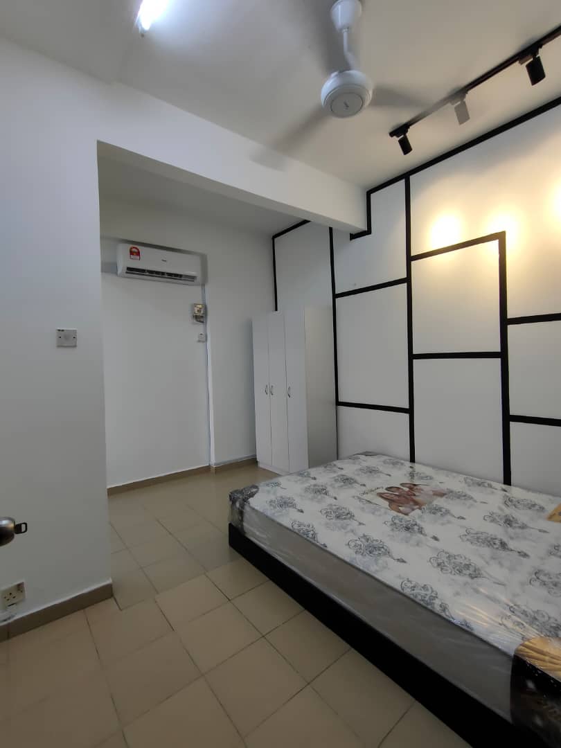 USJ 2 Landed House, Medium Big Room, Fully Furnish