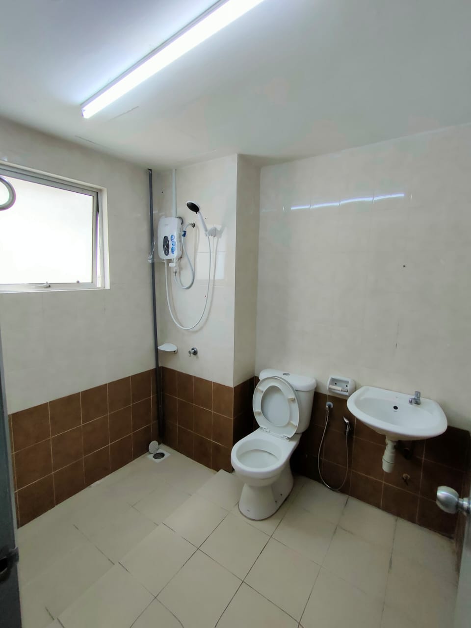 Prima U1 Condo, Seksyen U1, Glenmarie, Shah Alam - photo 3