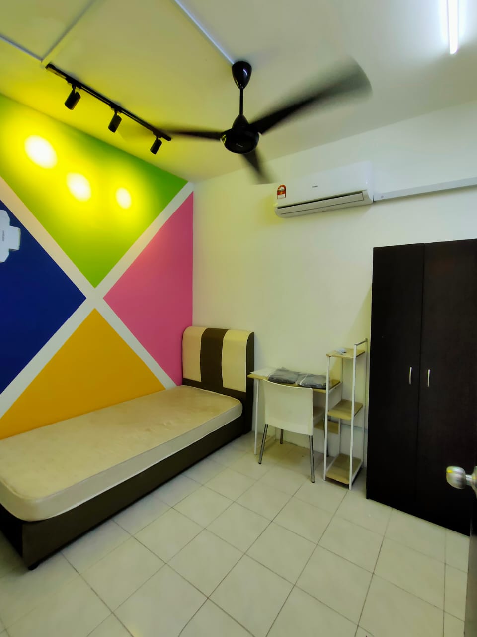 Indahria Apartment, Single Room, Fully Furnished