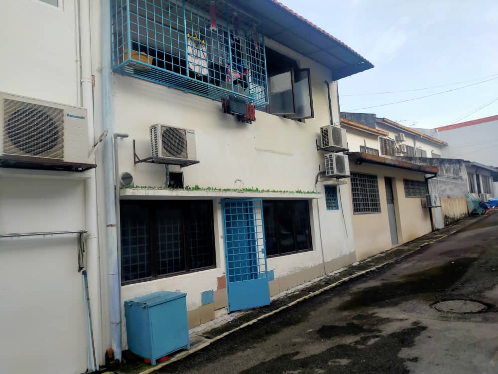 Taman Connaught 2 Storey House 25 - photo 6